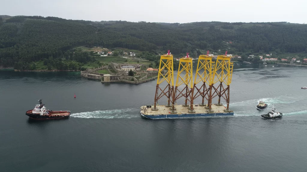 Commitment to energy transition and decarbonization of the economy